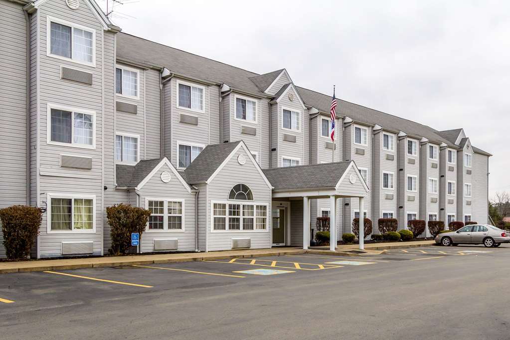 Quality Inn & Suites North Lima - Boardman Buitenkant foto